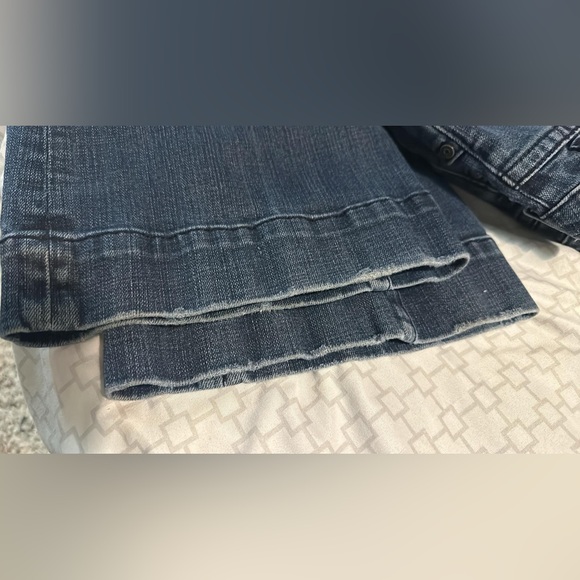 Jeans - Picture 3 of 3